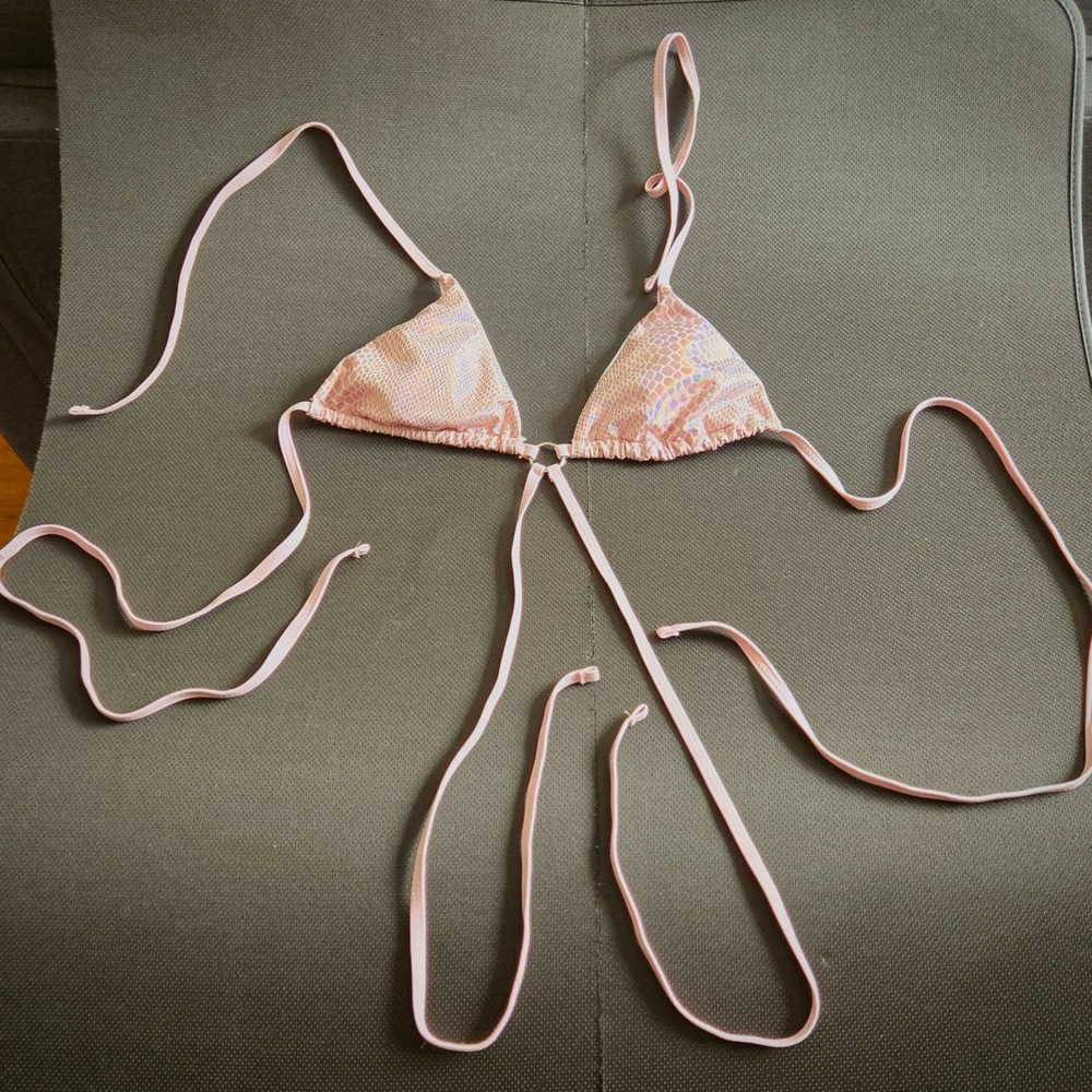 Bikini Top Women Medium Pink Excellent Holographic Snakeskin O-Ring Coachella